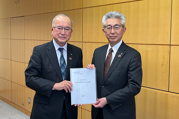 �񓚏����̗l�q